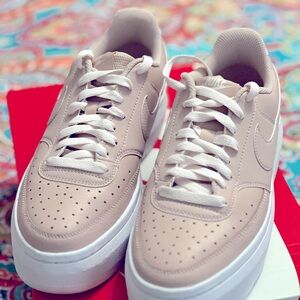 Women’s Nike Court Vision Alta - pink